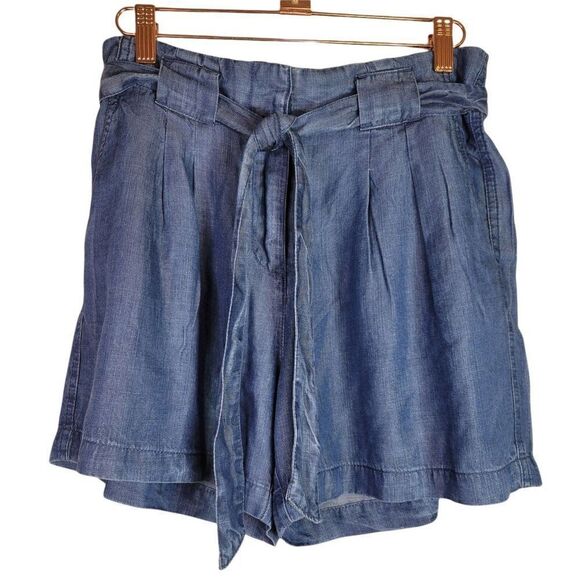 Max Jeans Easy Fit Shorts (size 4) - Picture 1 of 3